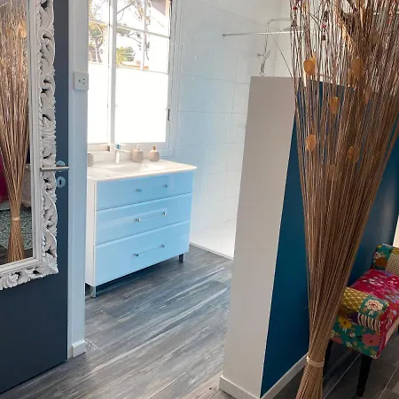 Maison La Fleur De Sel Bed & Breakfast 2*